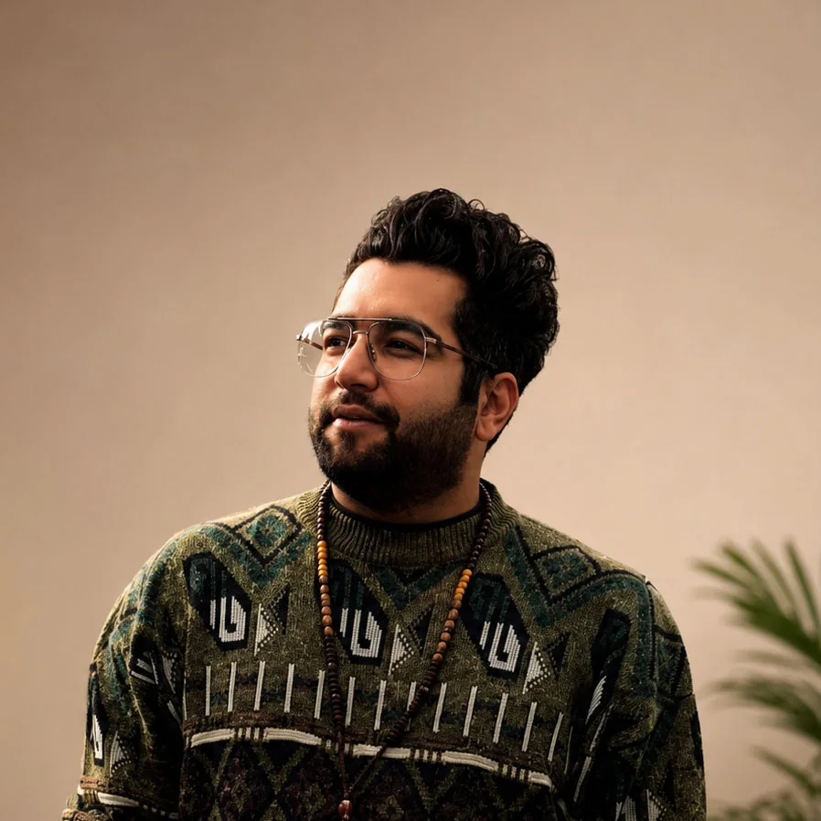 احمد قاسم‌نیا، طراح لوگو موشن